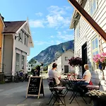 Kvammehuset Pa Gamle Dom wakacyjny Lærdalsøyri