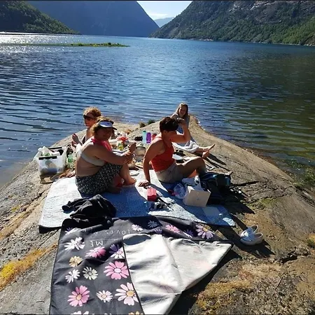 Kvammehuset Pa Gamle Ferienhaus *
