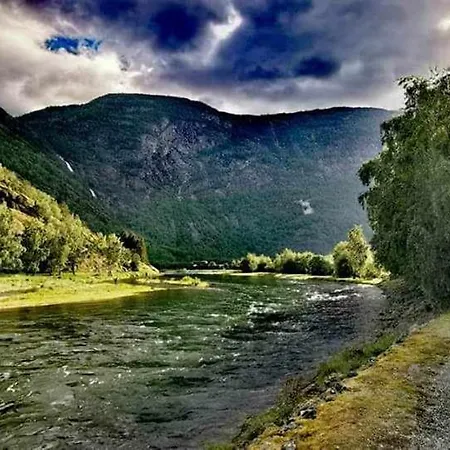 Kvammehuset Pa Gamle * Лердалсёйри