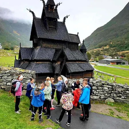 Kvammehuset Pa Gamle * Лердалсёйри