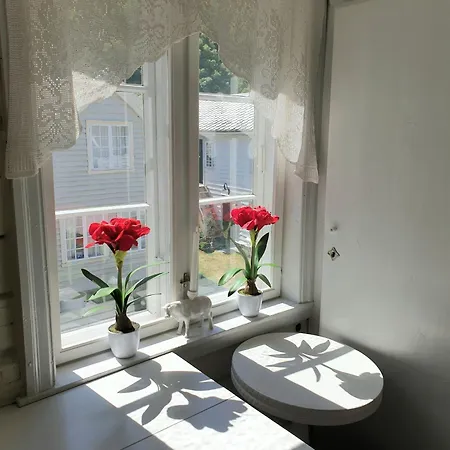 Kvammehuset Pa Gamle * Lærdalsøyri