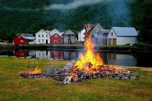 Kvammehuset Pa Gamle Tatil Evi