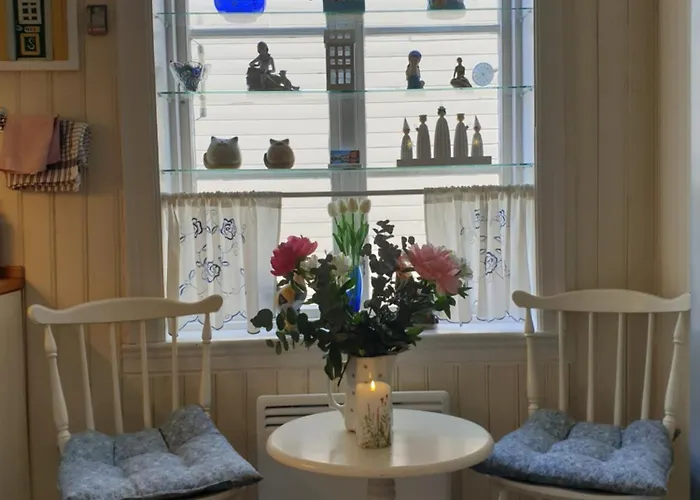 Tatil Evi Kvammehuset Pa Gamle Lærdalsøyri